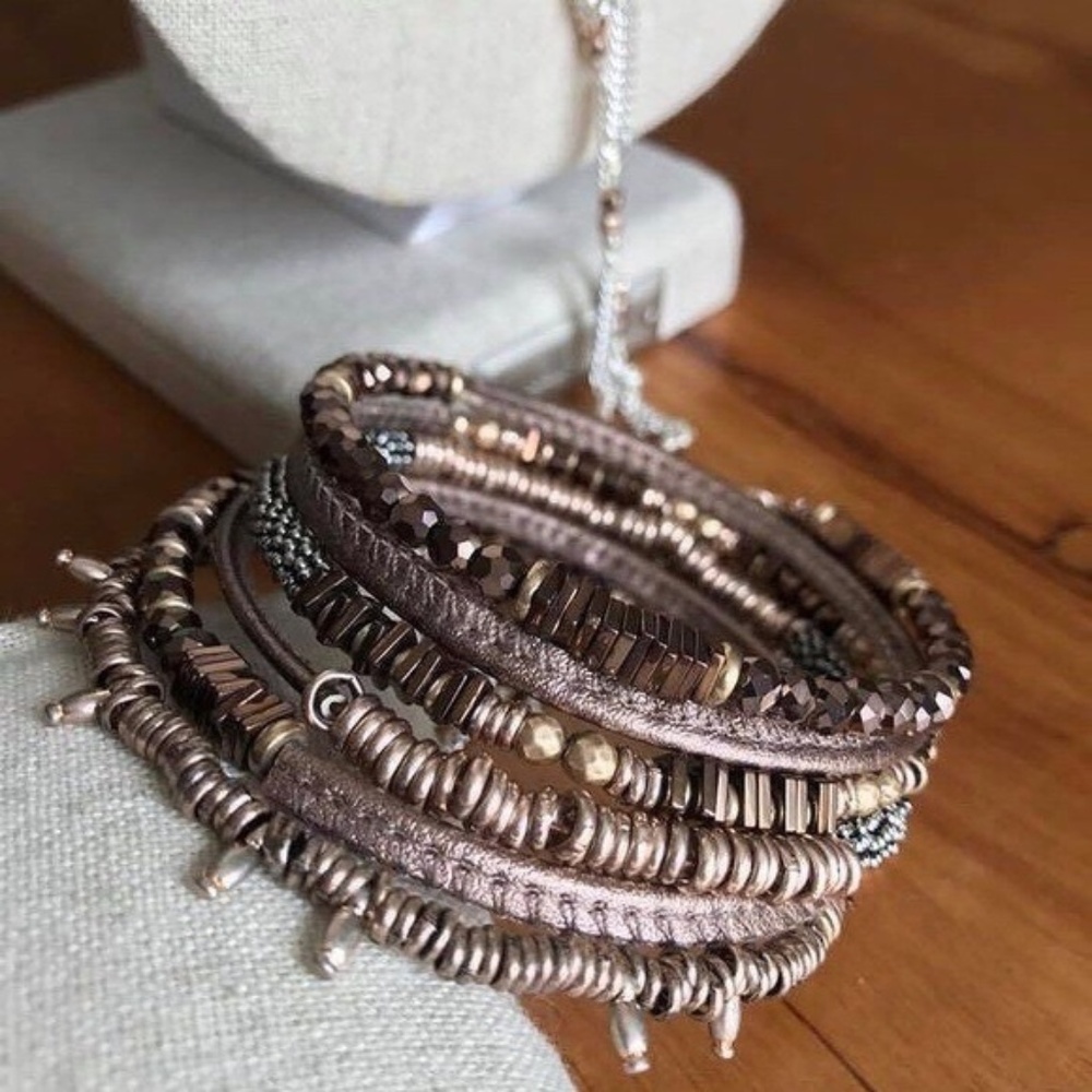 Stella & Dot Jarne Coil Bracelet Bronze Rose Gold Retired - Picture 9 of 9